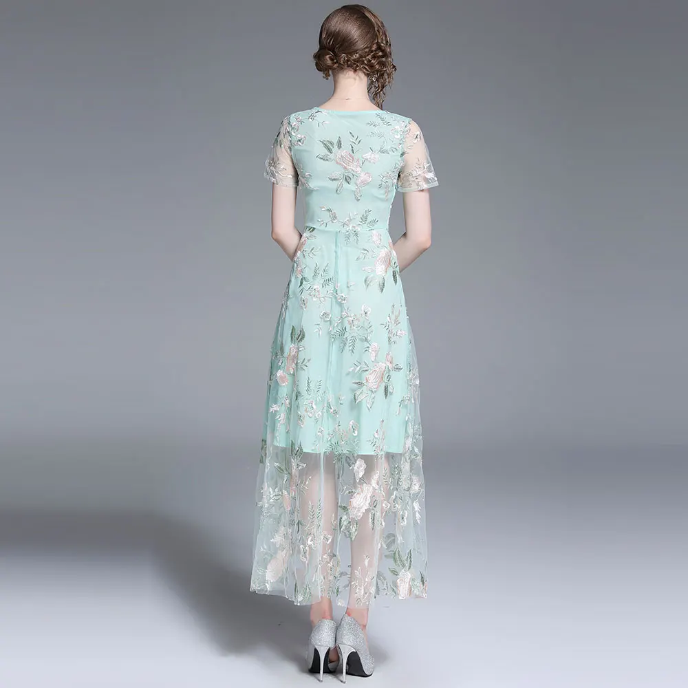 Женское вечернее платье с цветочной вышивкой Borisovich длинное трапециевидной формы