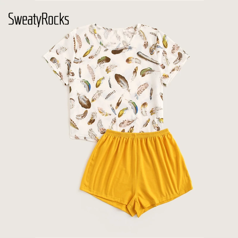 SweatyRocks топ с принтом перьев и шорты пижамный комплект Kawayi с коротким рукавом женские короткие комплекты Летние повседневные пижамные комплекты
