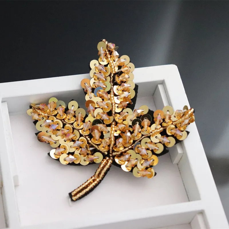 3D клен leafrhinesthoes бусины нашивки аппликация пришить Бисероплетение аппликация Одежда Обувь, Сумки, украшение патч DIY - Цвет: Золотой