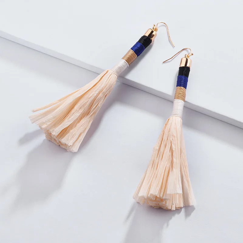 HUIDANG Новое поступление модные зимние серьги подвески с кисточками из рафии и