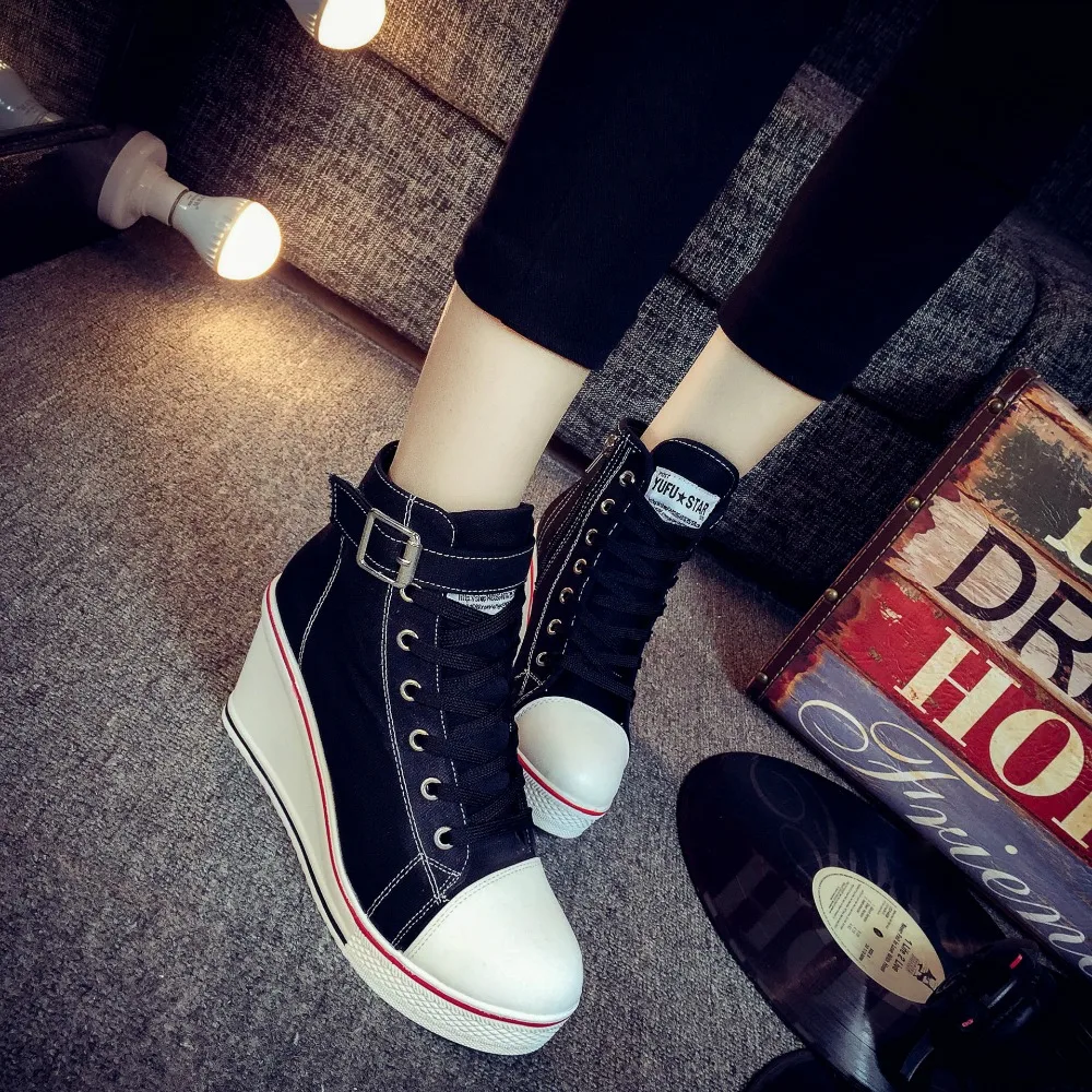 Женские кроссовки на платформе и танкетке дышащие женские парусиновые туфли