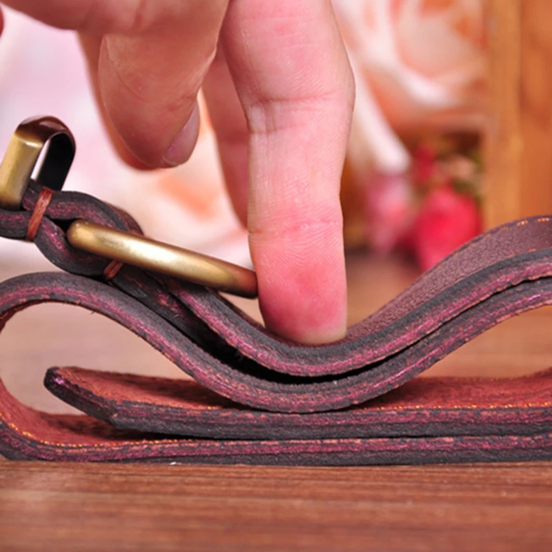 Сшитая рука мягкой Пояса из натуральной кожи собака Воротники Регулируемый flexi