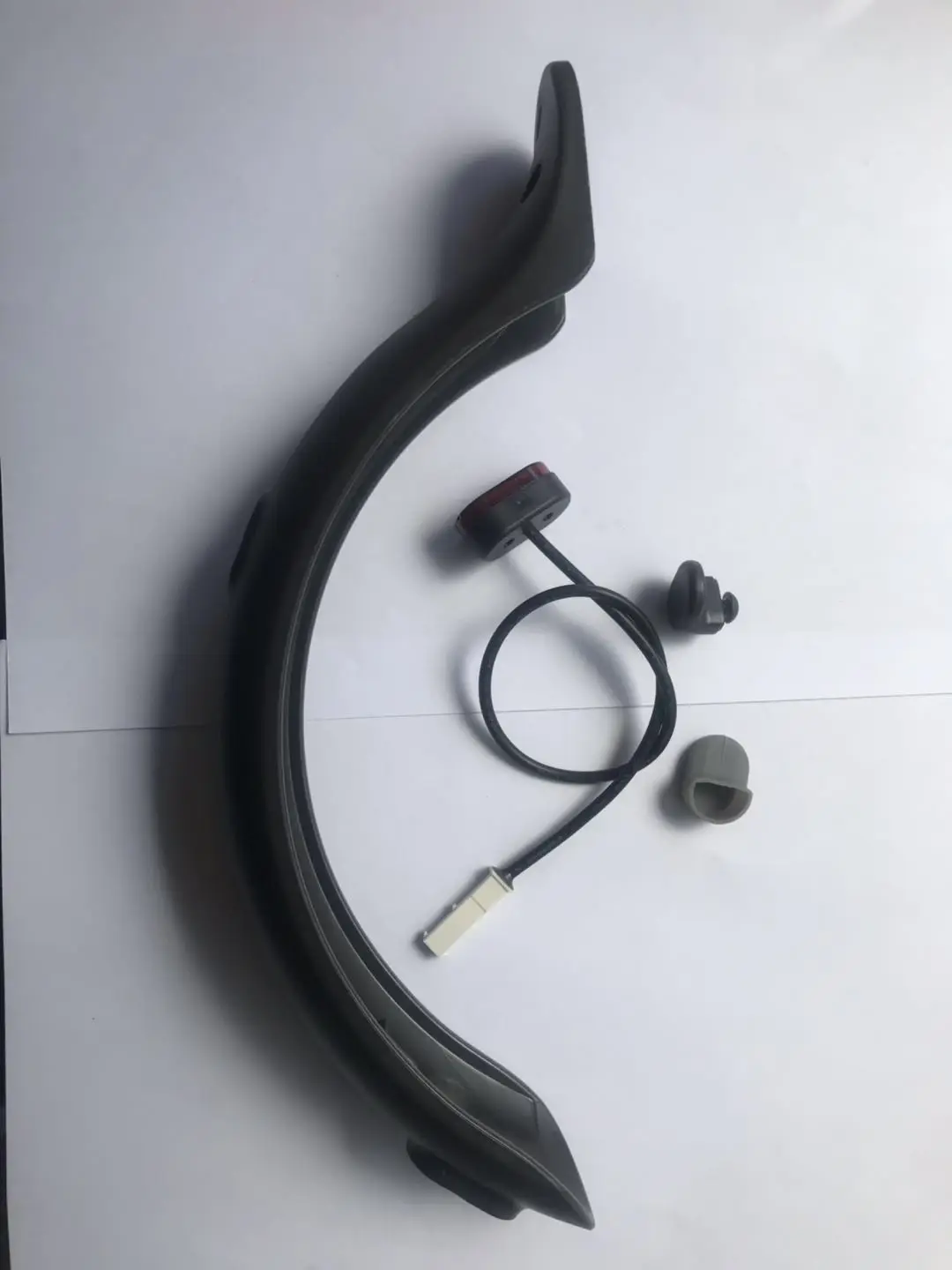 XIAOMI M3654 электрический скутер заказной задний крыло крюк Резиновый рукав задний фонарь неоригинальные части