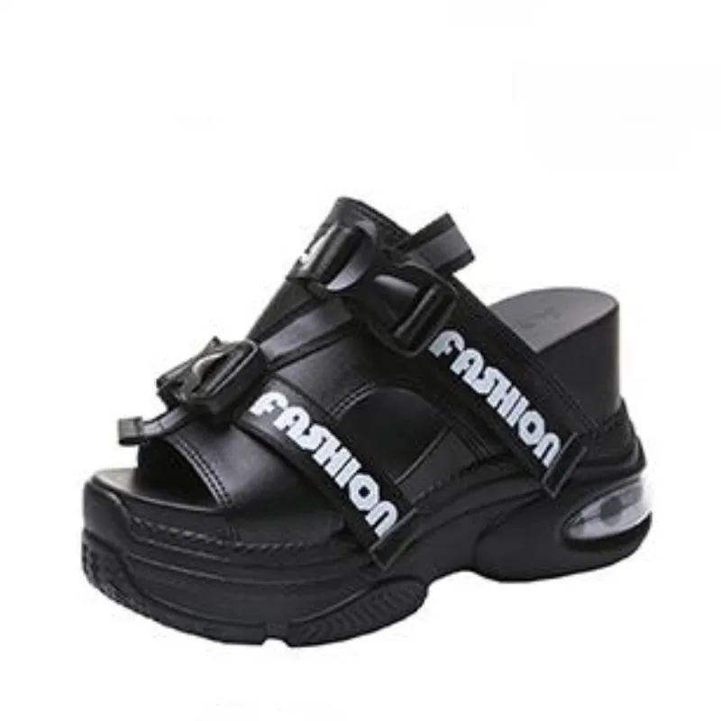 Новинка 2019 летние женские шлепанцы на танкетке пляжные сандалии высокой