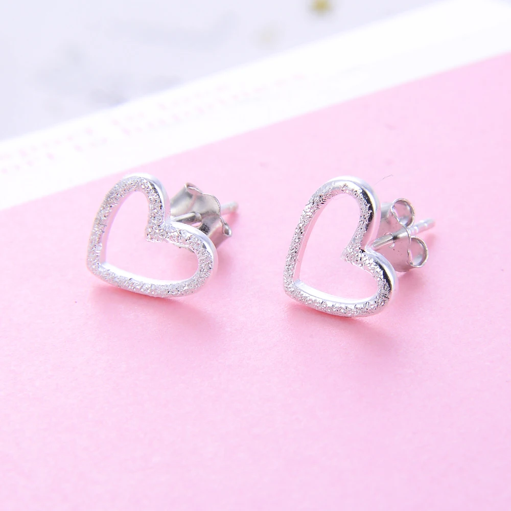 Женские серьги-гвоздики из серебра 925 пробы в форме сердца | Украшения и