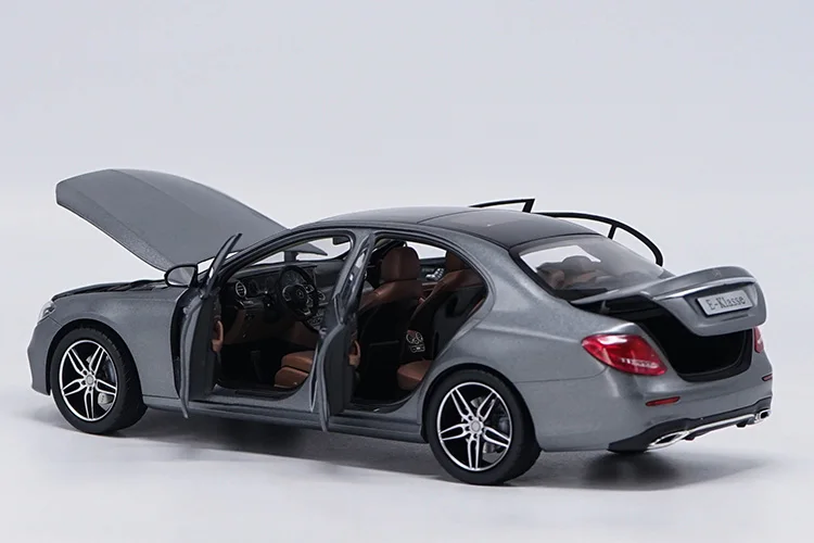 1:18 Масштаб E-Class E-Klasse Limousine усовершенствованная модель автомобиля из сплава литая металлическая модель игрушечного автомобиля игрушки для мальчиков Коллекция подарков
