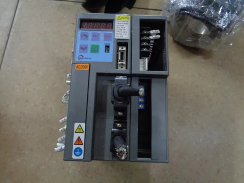 

servo drive VLAST-012P2V-ED , Used one , 90% appearance new , 3 months warranty , fastly shipping