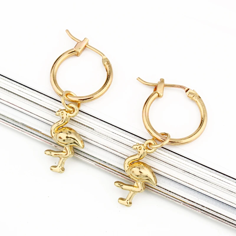 1 пара Европейский тренд маленькие милые Фламинго серьги-кольца с подвеска золотого цвета модные серьги как вечерние ювелирные изделия E536-T2