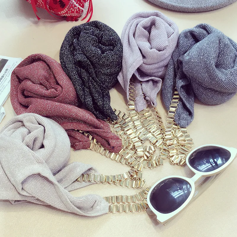 Майка женская трикотажная на бретельках пикантная облегающая жилетка с V