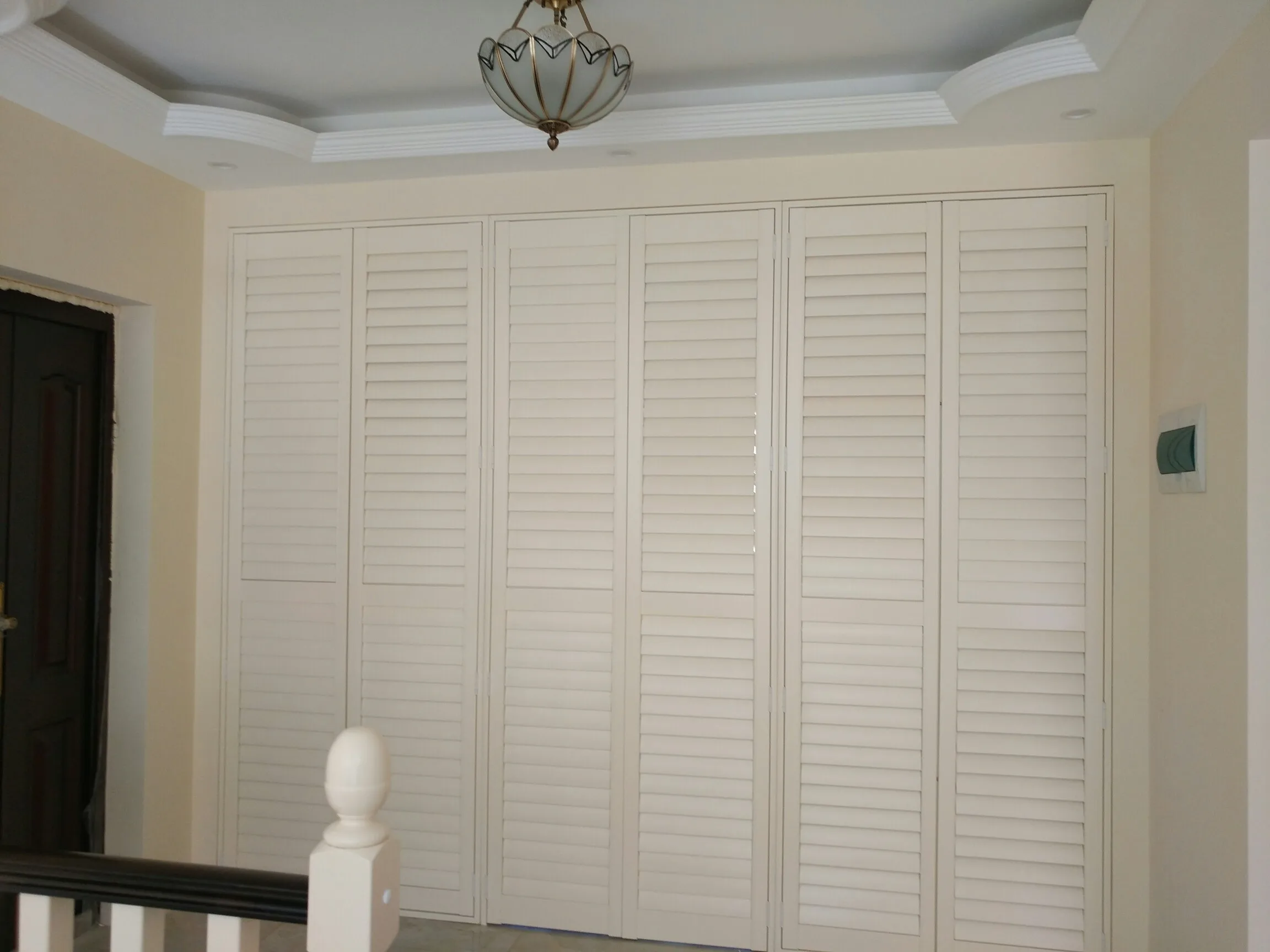 Индивидуальная оптовая продажа окрашенных белых внутренних искусств|Ставни| |