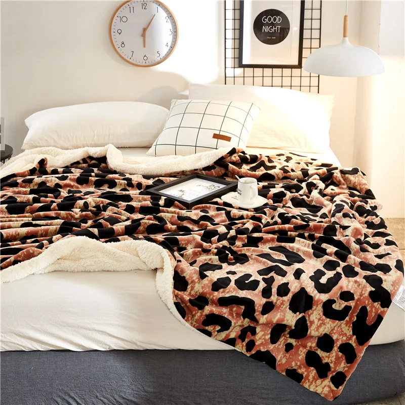 Осень и Зима Простой кашемировые одеяла утолщаются фланель двойной бархат