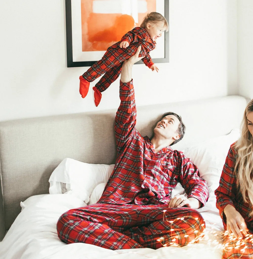 Christmas Family Matching Clothes Pajamas Set Men Women Baby Kids Set Xmas Party Family Sleepwear Nightwear