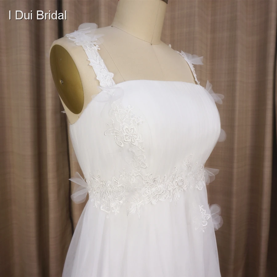 Свадебное платье на тонких бретельках с кружевной талией прозрачная фатиновая