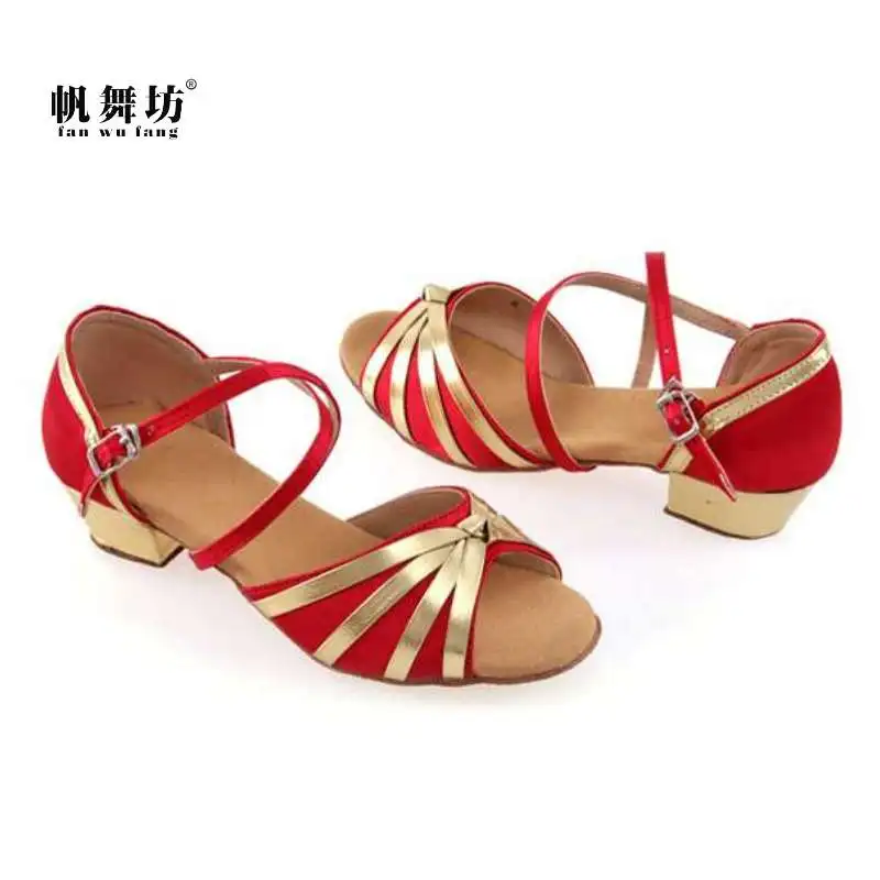 Новое поступление 2017 сатиновые туфли для латинских танцев сандалии бальных