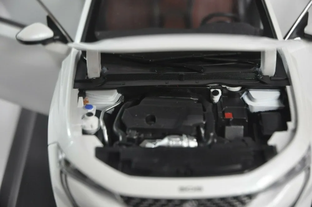 1:18 литая под давлением модель для peugeot 508L 508 белый редкий сплав игрушечный автомобиль миниатюрная Коллекция подарков