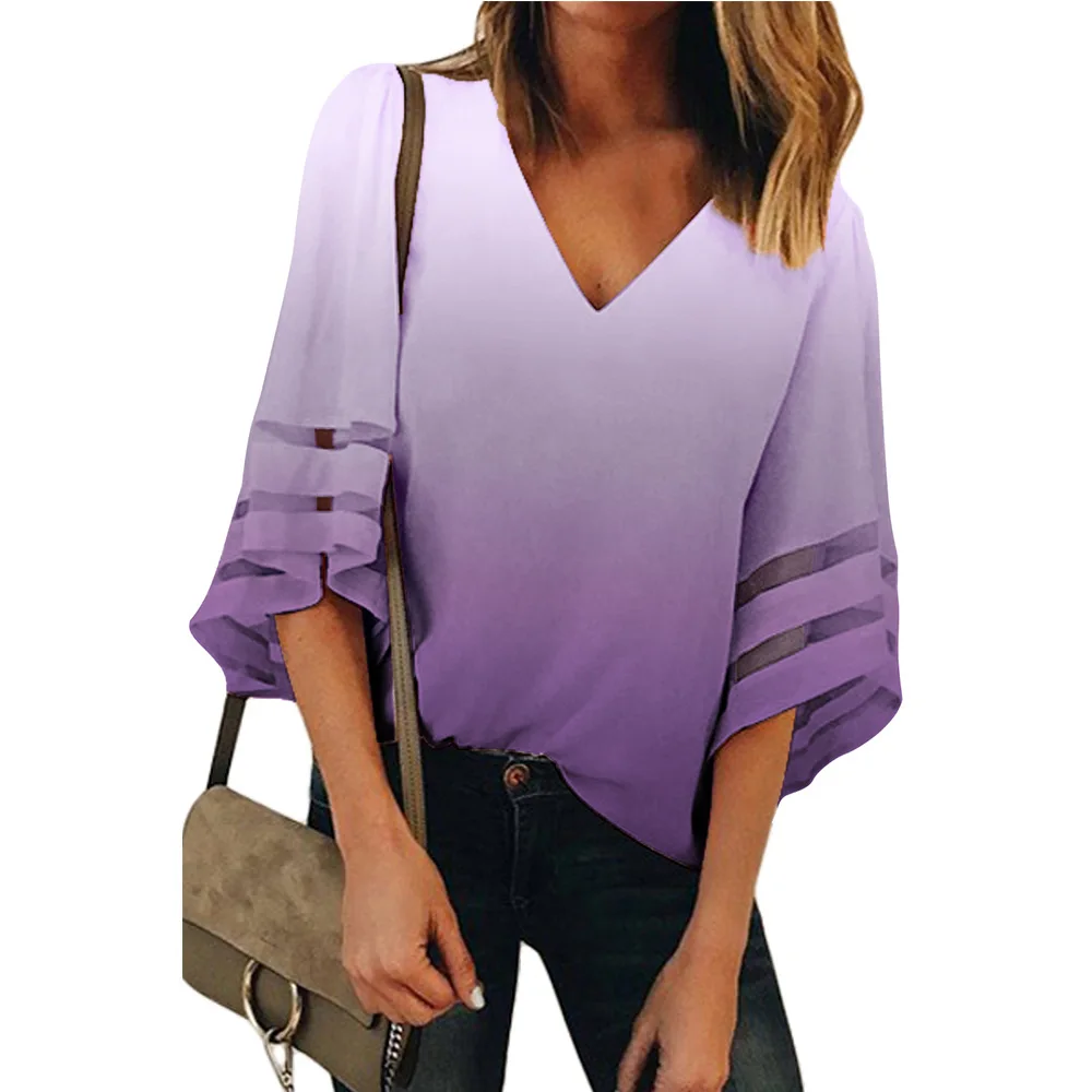 Блузка с рукавами колокольчиками и v образным вырезом цвет синий фиолетовый