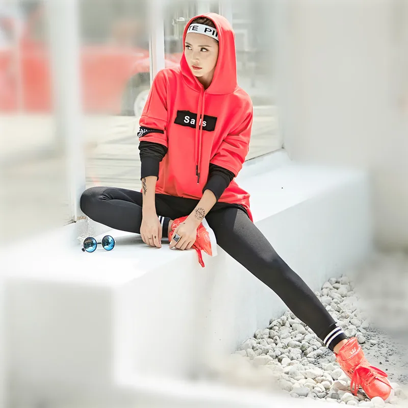 Женская толстовка с капюшоном just.be.never women harajuku пуловер черная красная буквенным