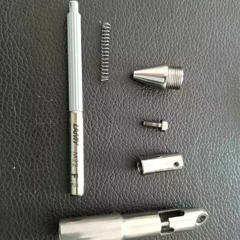 

1PC Outdoor Self-defense Mini Gun Plug Pen Titanium Alloy Tactical Pen Can Write Military Fan Supplies Equipment EDC Pocket Tool