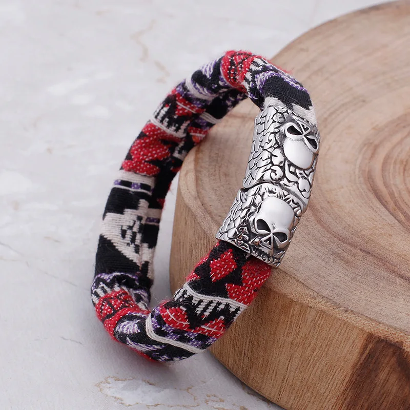 European and American personality domineering titanium steel sports wind bracelet Shantou Cast | Украшения и аксессуары