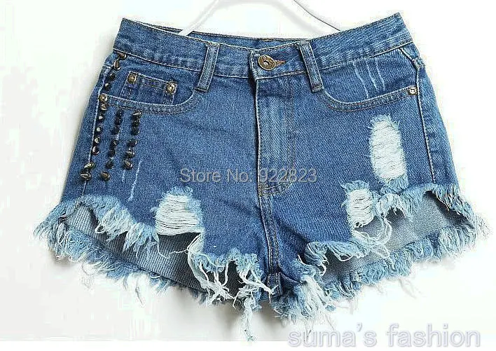 Женские джинсовые шорты с заклепками рваные ультракороткие нестандартные