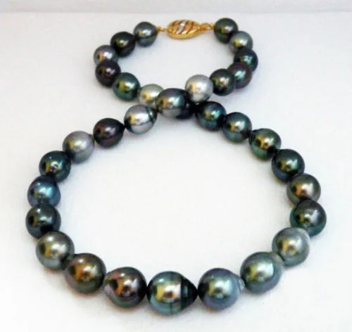 

Free shopping! Baroque Akoya Cultured Pearl 9.5X12.5mm, Bracelet & Necklace Set