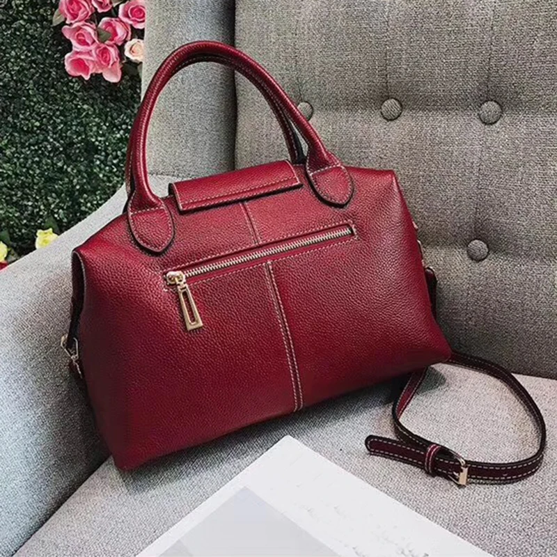 Сумка мессенджер из натуральной кожи от известного бренда женская модная сумка