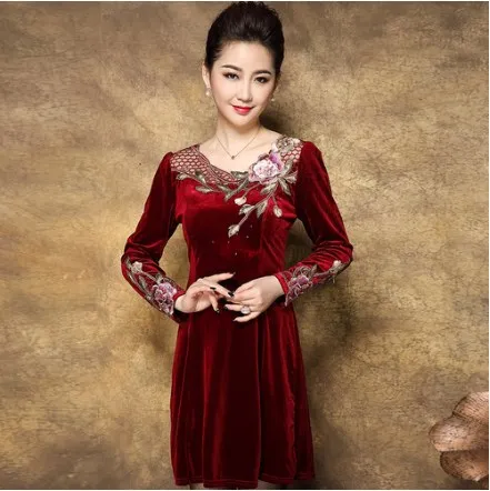 Платье женское винтажное с вышивкой вельветовое платье для женщин среднего