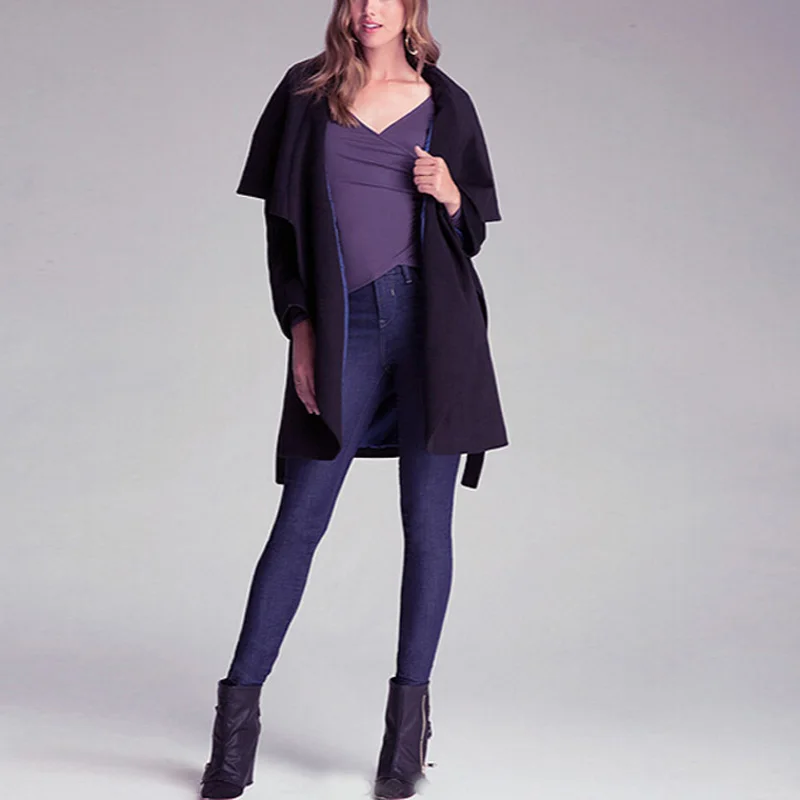 Женское шерстяное пальто с поясом приталенное длинное длинным рукавом и большим