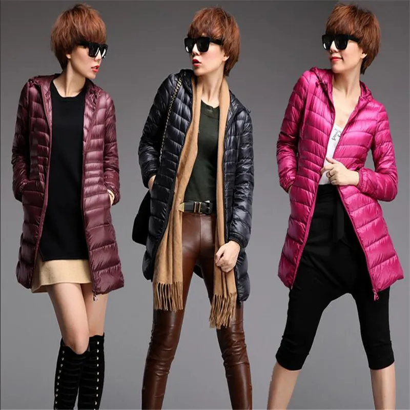 Женская куртка-пуховик на 90% белом утином пуху с воротником-стойкой