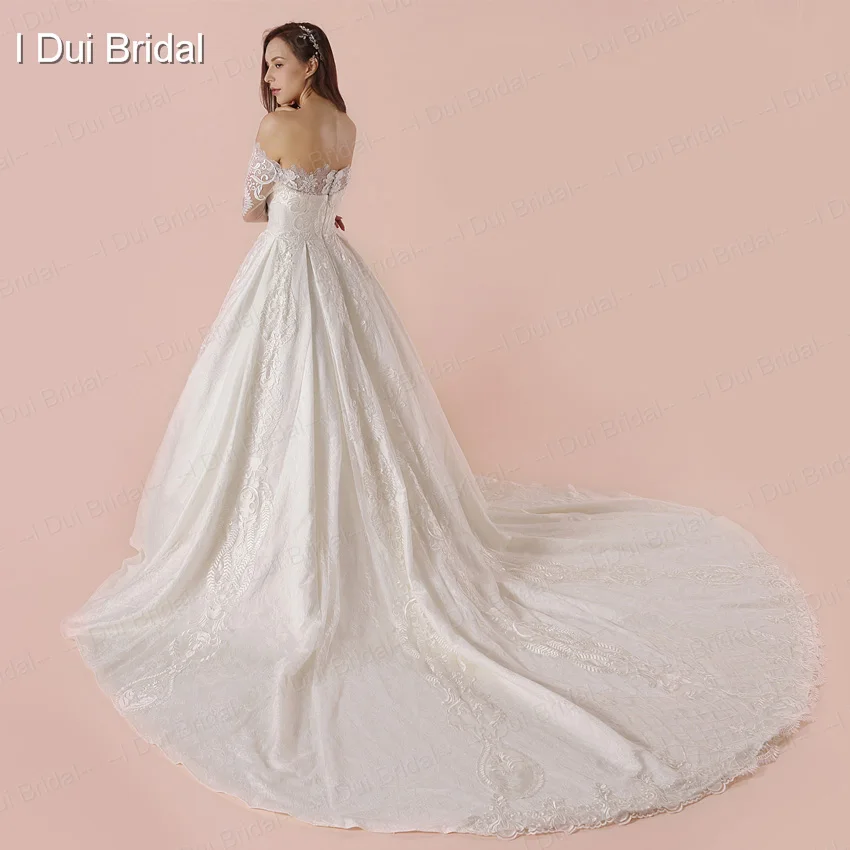 Off Shoulder Full Sleeve Wedding Dress Lace Appliqued Luxury High Quality Bridal Gown New