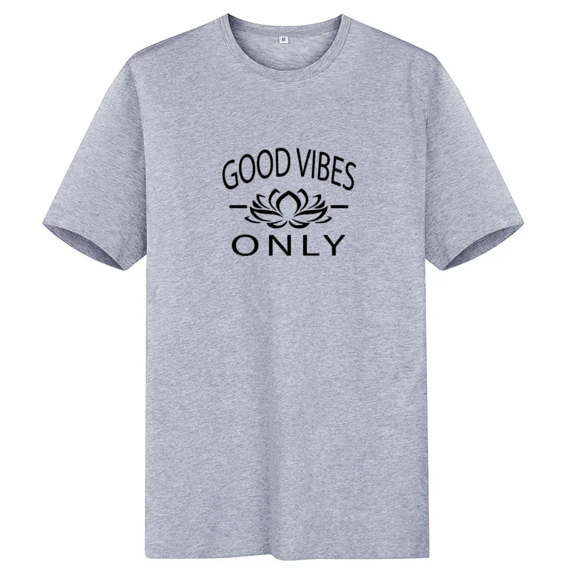 Женская футболка с принтом Good Vibes Only коротким рукавом и круглым вырезом | одежда