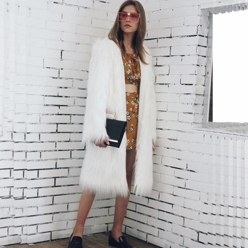 Пушистые очень длинные пальто из искусственного меха женские зимние утепленные