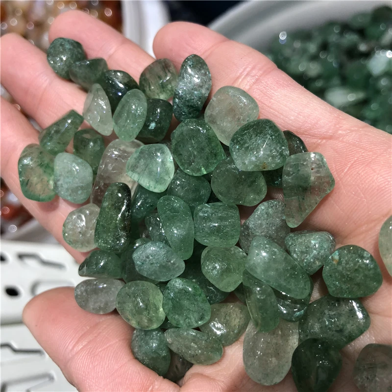 1 кг высокое качество натуральный зеленый клубничный камень кристалл гравий