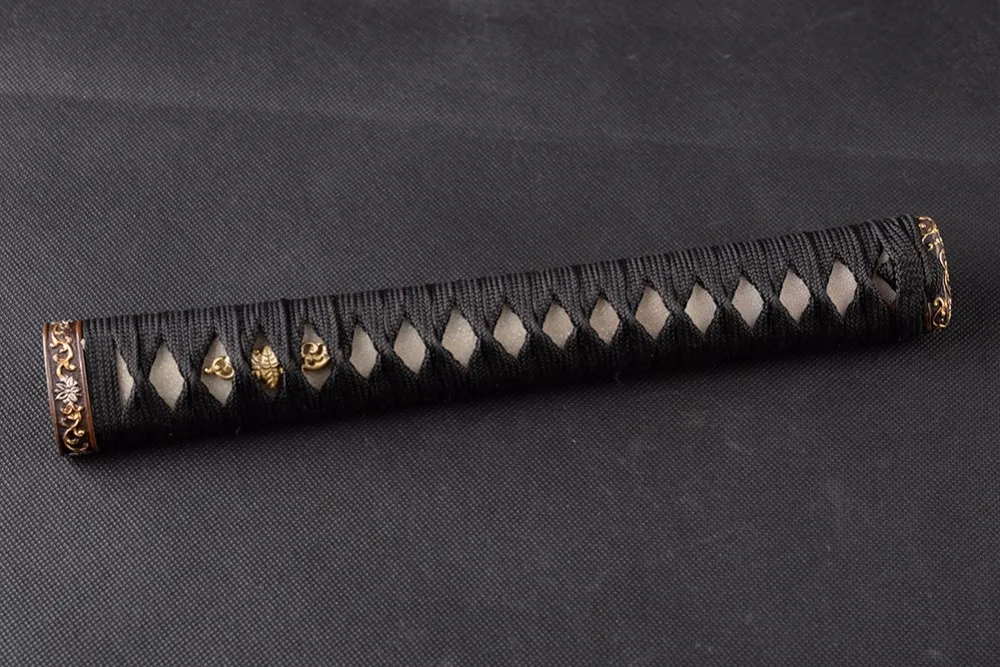 Высококачественная Изысканная ручка Tsuka для японского меча катана, черный шелк Ito& натуральная кожа Rayskin& Высококачественная позолота Fuchi Kashira