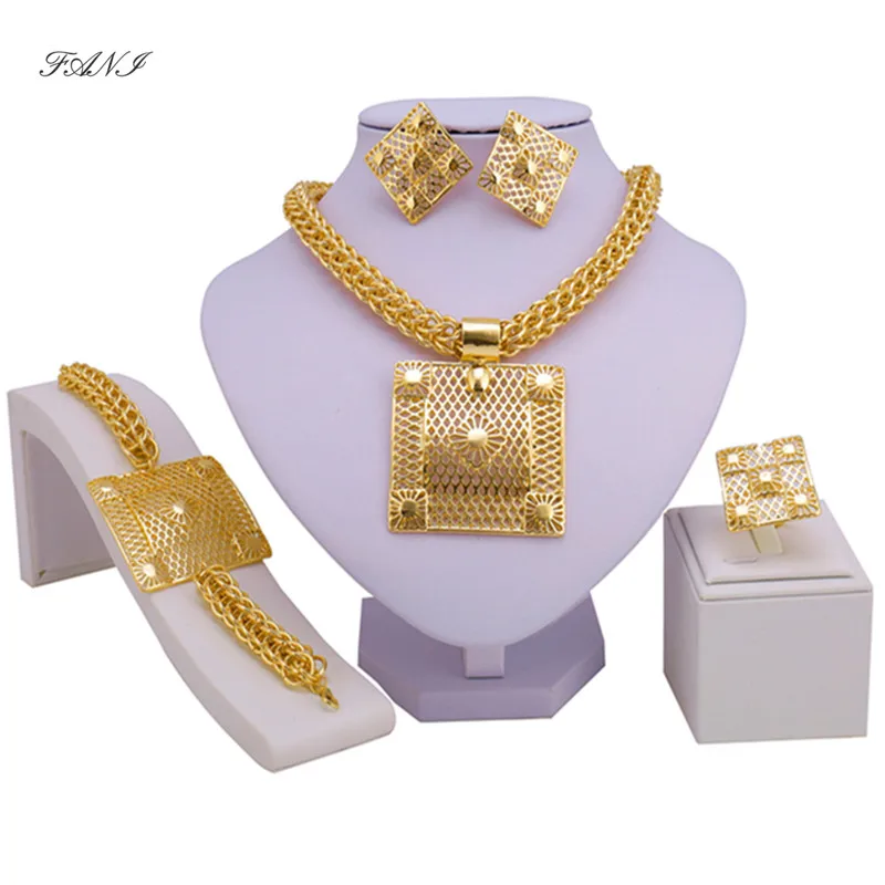 Женский комплект ювелирных украшений Fani Свадебный золотистого цвета с