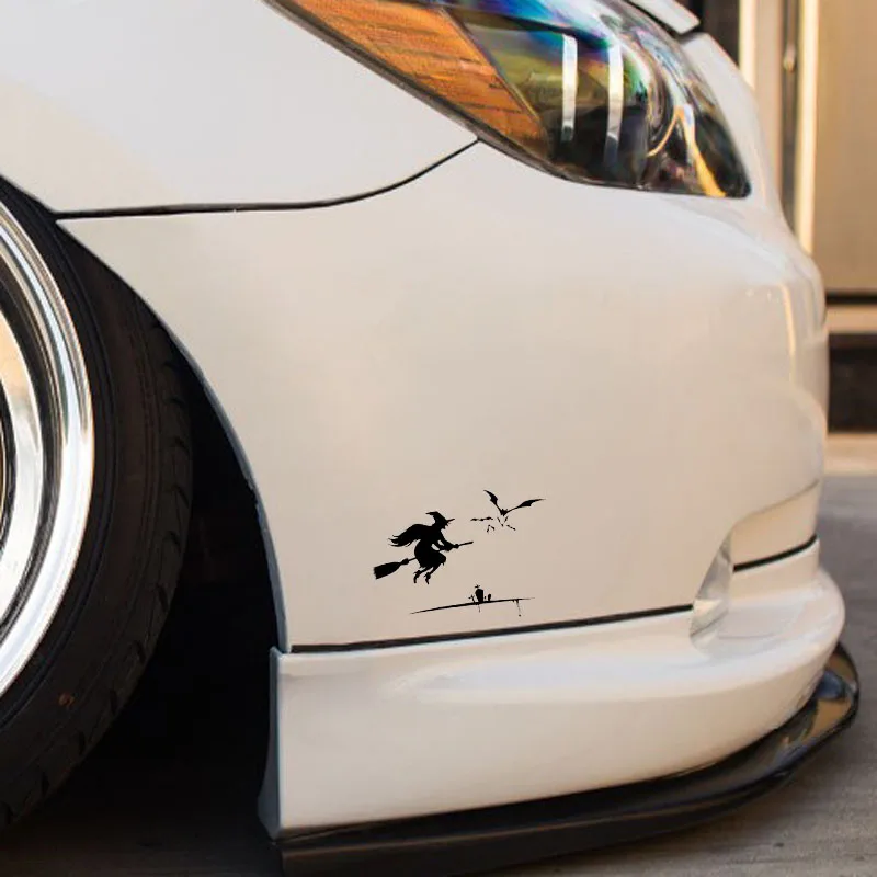 Интересный Хэллоуинский стикер для автомобиля силуэта злой ведьмы QYPF 16.3*11.7 графика из винилового материала C16-2336.