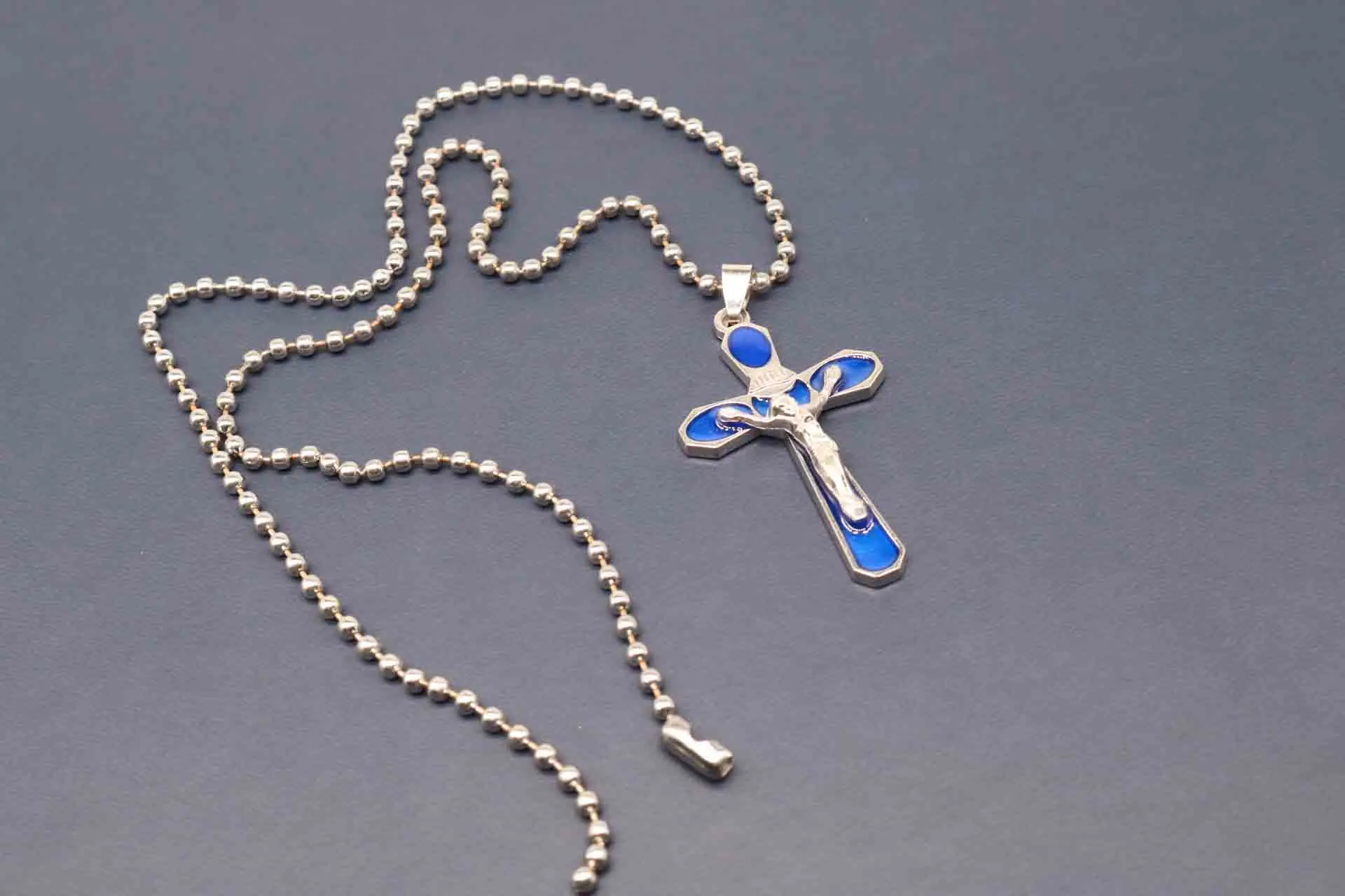 New Christian colored crosses with long chains. Fashion cross bead chain necklace. Casual rosary chain. Prayer necklace | Украшения и
