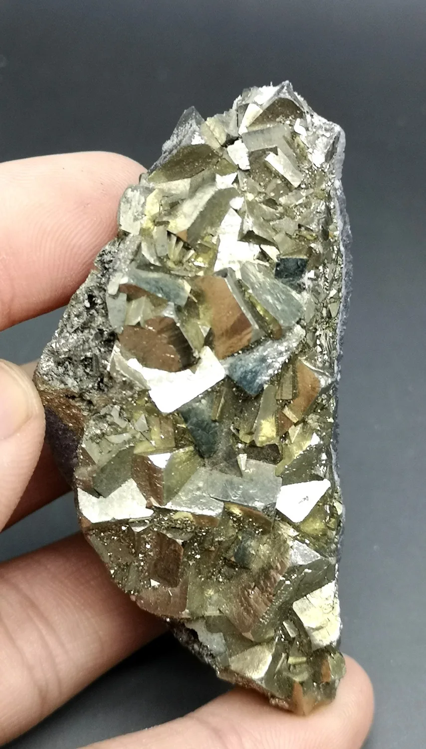 89 г натуральный редкий Пирит и флюорит симбиотические минеральные Обучающие
