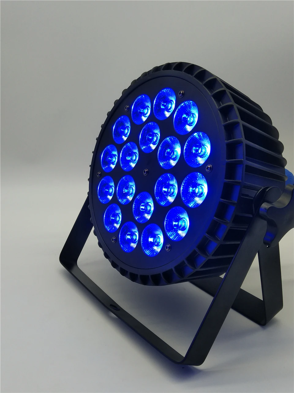 6 шт. литой алюминий 18x18 Вт в 1 LED par свет RGBWA + УФ полноцветная панель света DMX512