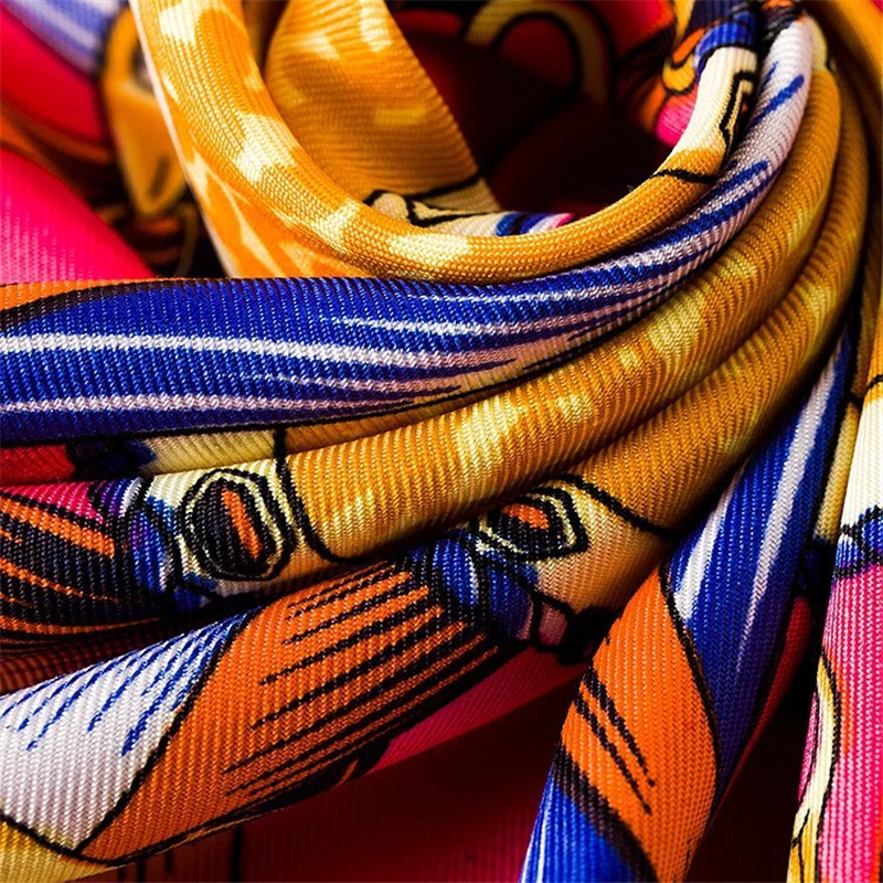 Женский шарф роскошный брендовый из 100% твила квадратный с кисточками и