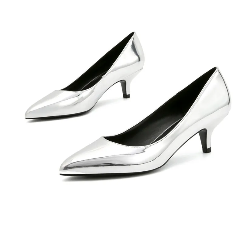 Серебристые женские туфли лодочки 5 см с острым носком на среднем каблуке модная