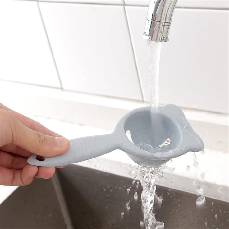 

Quality Egg White Separator Creative Lovely Handle Liquid Eggs Filter Kitchen Gadget Divider Portable Kitchen Baking Tools