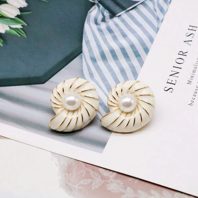 

White Enamel Cute Pearls Stud Earring Snails Accessories For Women