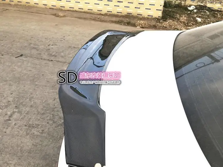 

Fit for AUDI A4L b9 S4 S4 R carbon fiber Rear rear spoiler