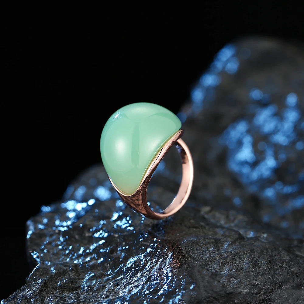 

luxury Vintage Style Rings Jewelry For Women jewelry Ring Irregular Green Opal Ring Mother Gift Wedding Souvenir J02839