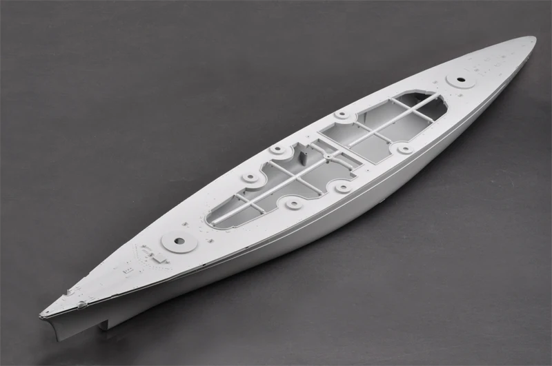 Trumpeter 1/200 масштабная модель 03702 немецкий морской корабль "Бисмарк"(1/200