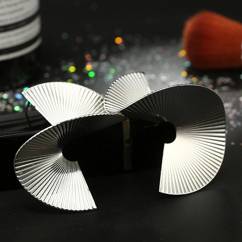 Горячее преувеличенное 3D спиральное ювелирное изделие для ушей золотые большие