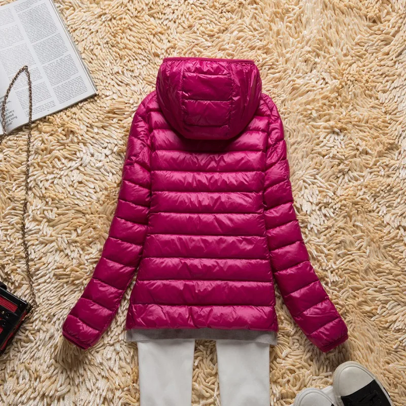 Новинка Осень-зима Женский ульсветильник пуховик светильник ые легкие парки с