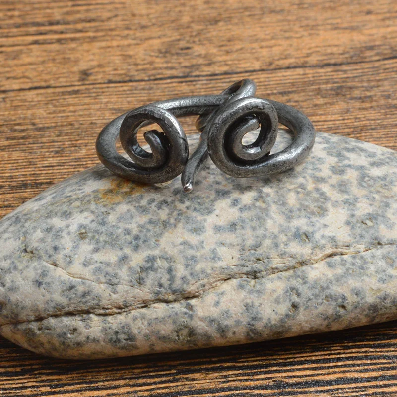 

Viking Brooch Norse Vintage Antique Bronze Enamel Retro Hollow Totem Corsage Lapel Pin Badge Jewelry Gift for friend