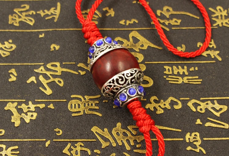 Тай-Чи или кунг-фу с кисточками для единоборства три цвета красный коричневый